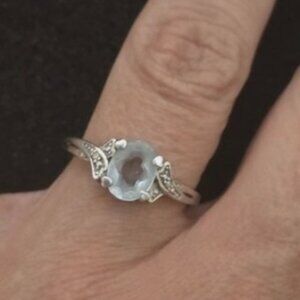 VINTAGE AQUAMARINE 925 SS  RING - Sz. 8 - HEARTS SETTING
